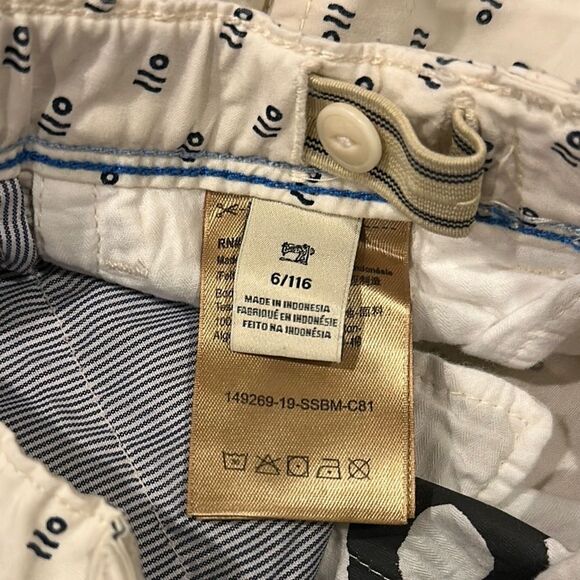 Scotch & Soda Boys Off White and Blue Patterned Shorts - Size 6 - Picture 6 of 6